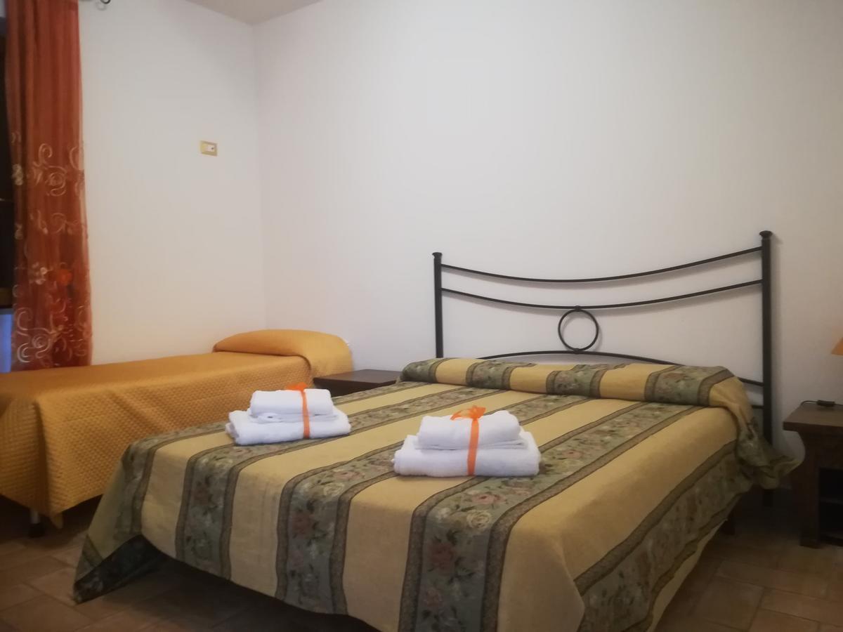 לינה וארוחת בוקר Borgo Montenero Le Terre Di Bac מראה חיצוני תמונה