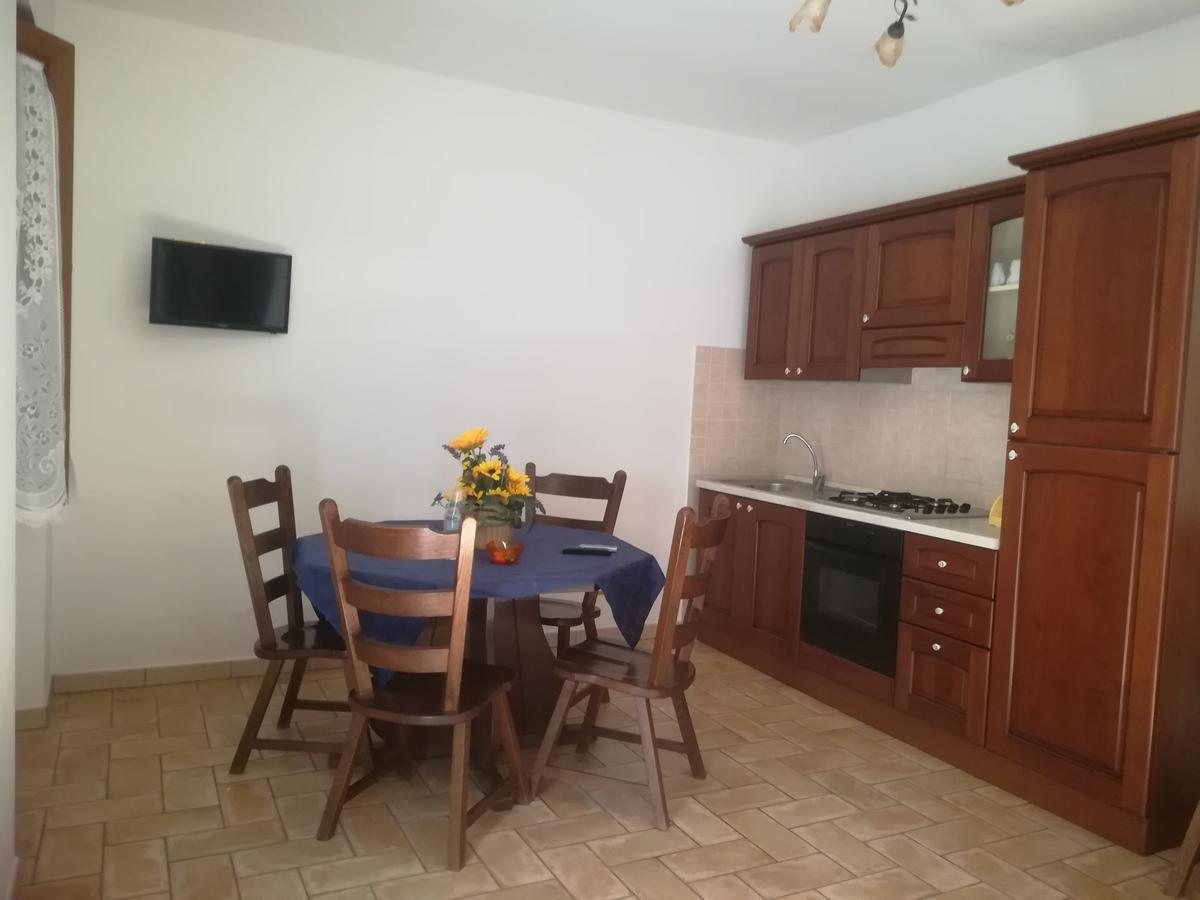 לינה וארוחת בוקר Borgo Montenero Le Terre Di Bac מראה חיצוני תמונה